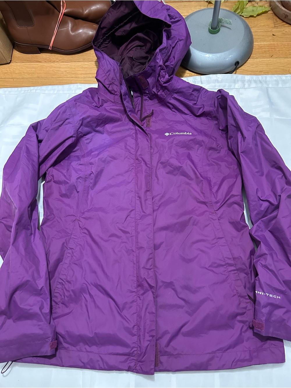 Columbia Women's Bright Purple Hooded Rain Shell